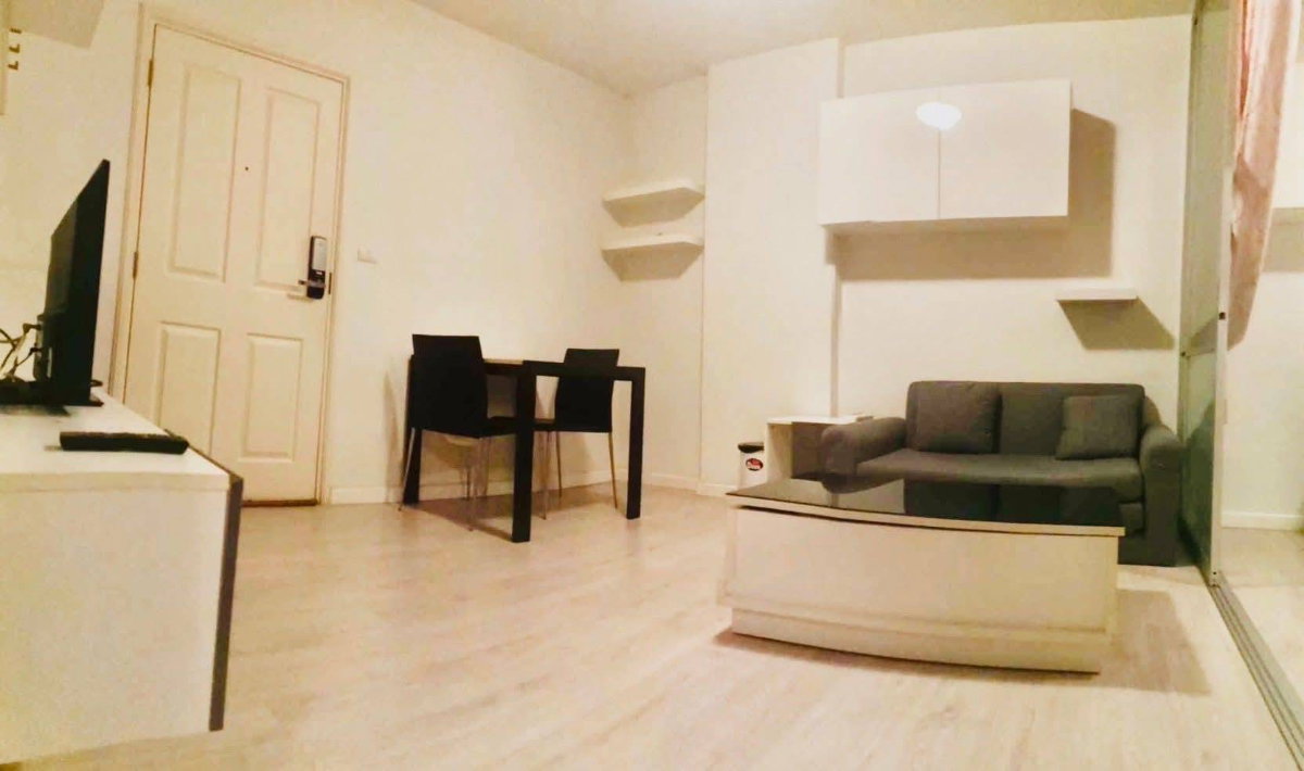 picture D Condo Sign For Sale !! Near Central Chiagmai.400m. - 3/7
