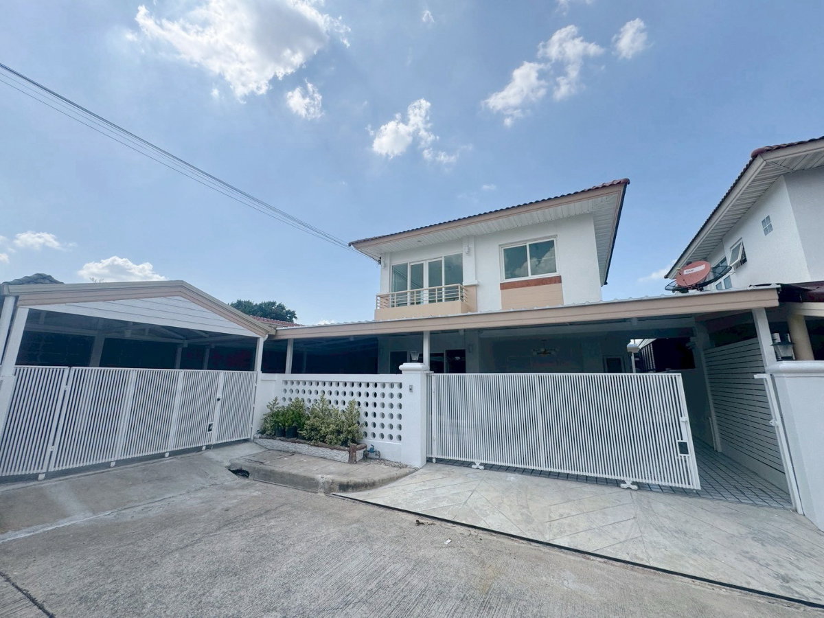 รูป บ้านแฝด แต่งรีโนเวทใหม่ กว้างมาก ราคาถูก ม.ศุภาลัยการ์เด้นวิลล์ แจ้งวัฒนะ-หลักสี่ ซ.โกสุมรวมใจ 44 แขวงสีกัน เขตดอนเมือง  - รูปที่ 3/18