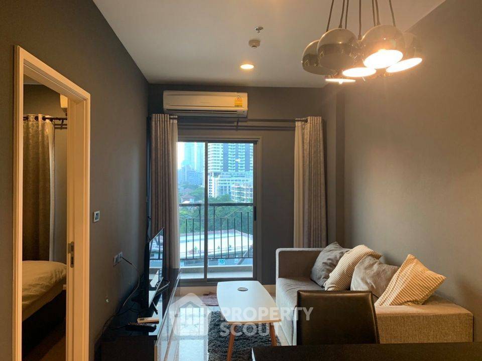 picture 1-BR 35 Sqm At The Crest Sukhumvit 34, 200m to BTS Thong Lor (ID 1057246) - 1/11