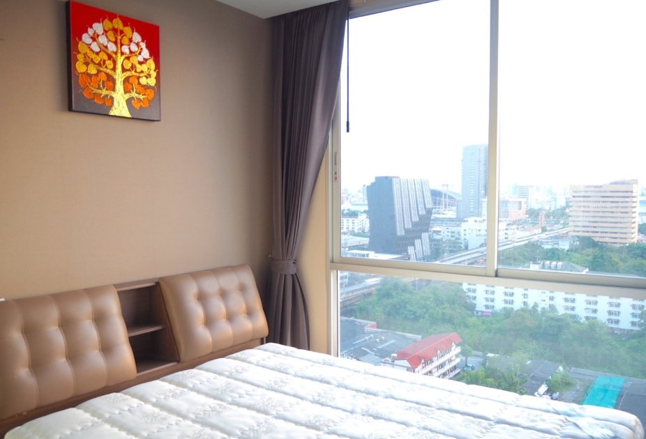 picture Condo for Rent: Chewathai Ramkhamhaeng, 1 Bedroom, 30 sq m, 15th Floor, Only 9000 THB - 2/6