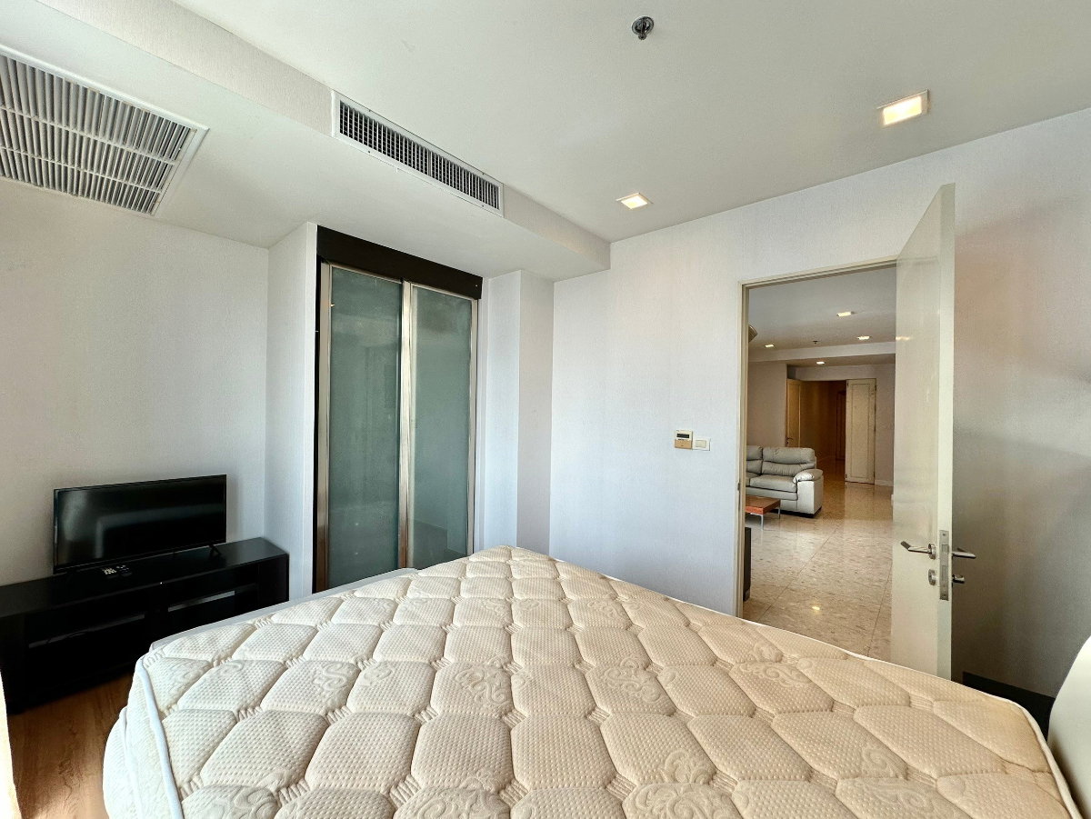รูป Nusasiri Grand Condo | 3 Bedroom Linked to BTS Ekkamai - BR6220CD - รูปที่ 24/37