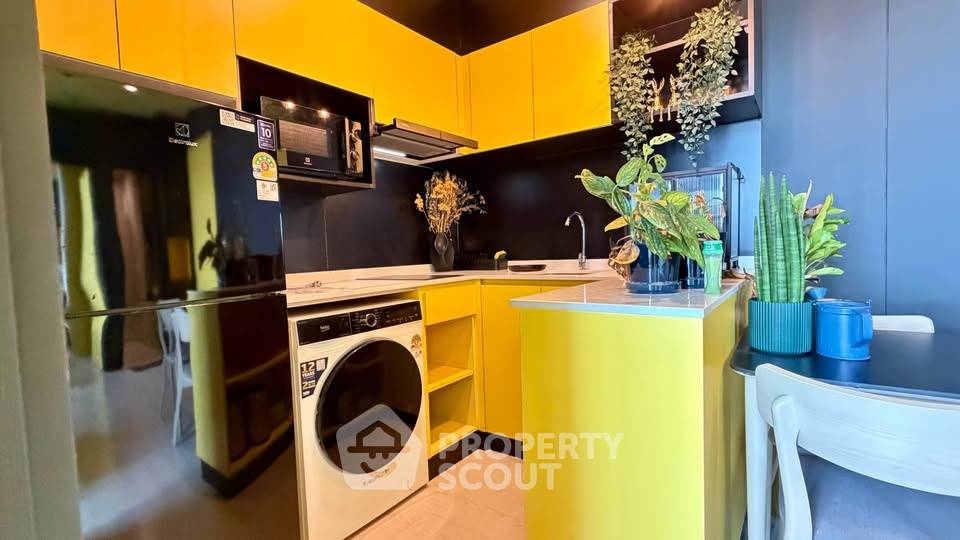 picture 2-BR Condo On 32nd Floor, 35 Sqm | NUE Mega Plus Bangna (ID 2659138) - 5/15