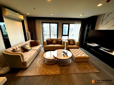Condos for sale : 🔥 Condo for Sale Stylish Fully Furnished Unit at Life Asoke Hype near MRT Rama 9 Move-in Ready ✨