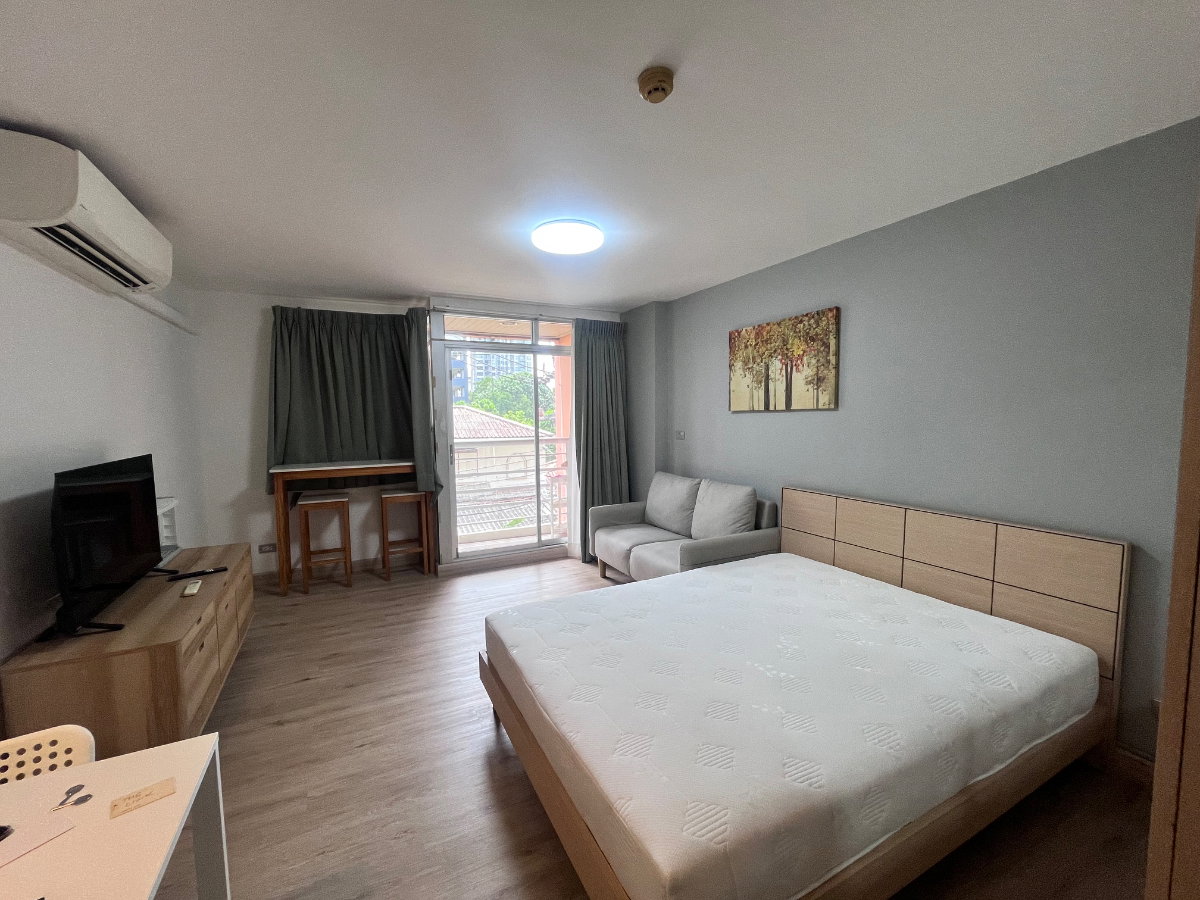 picture Condo for rent near BTS Onnut 400 m!!! - 1/8