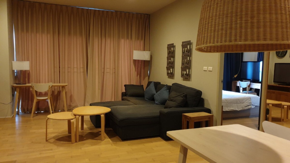 รูป NOBLE REVEAL – Best Market Value High Floor Two Bedroom in Ekkamai at 10.5MB - รูปที่ 1/10