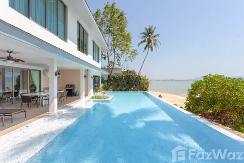 4 Bedroom Beachfront for Rent 6633134