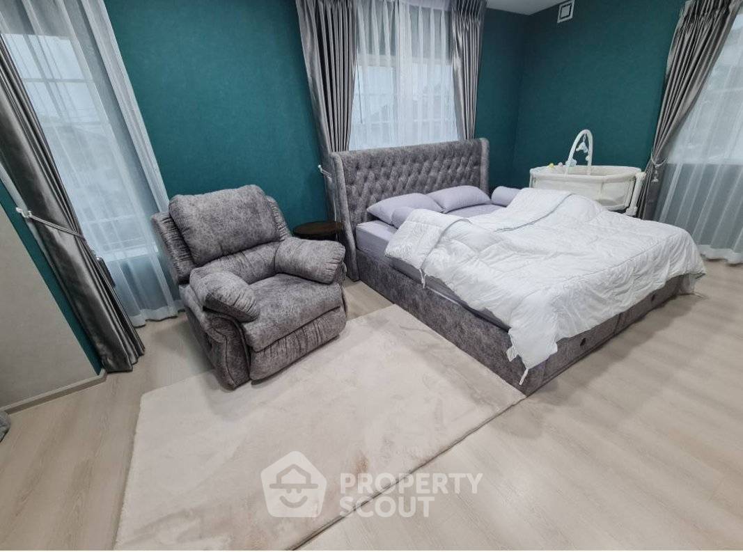 picture 3-Bed House For Rent At Villaggio Srinakarin, Phraeksa (ID 3140393) - 2/7