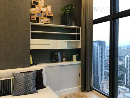 รูปภาพ 🎉 ให้เช่าคอนโด ชีวาทัย เรสซิเดนซ์ อโศก อาคาร 1 ชั้น 27 Duplex ขนาด 38 ตรม ใกล้ ตลาดอยู่เจริญ