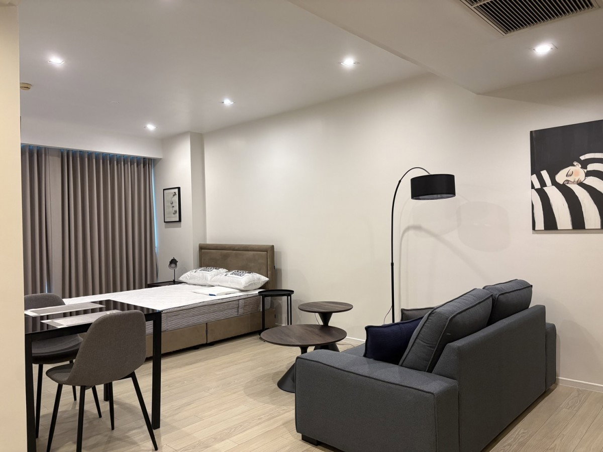 รูป The Room Sukhumvit 21 | The Room Sukhumvit 21 | 1 BR Modern Renovated Unit | Near BTS Asoke, MRT Sukhumvit & SWU - รูปที่ 2/8