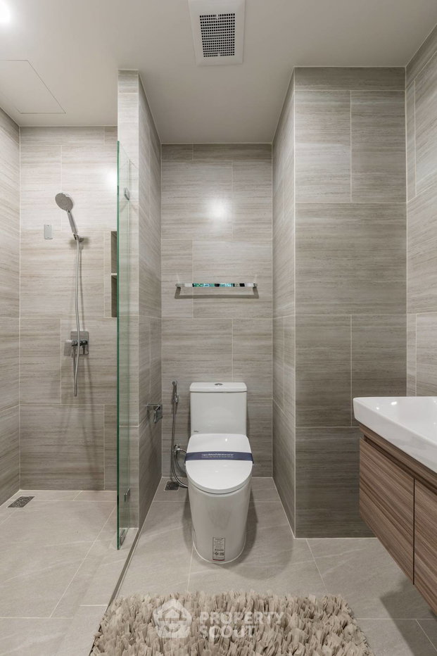 picture 2-BR Condo In Maru Chula, 400m to MRT Hua Lamphong (ID 3141080) - 9/24