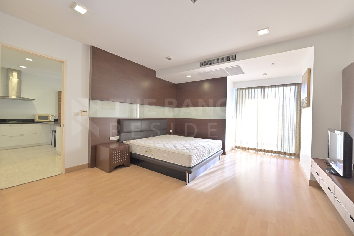picture Special Unit, Quality Guaranteed by Top Brands Nusasiri Grand Condo near BTS Ekkamai - 5/10