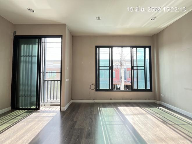 picture TOWN HOUSE 17.2 Sq.w. Lat Krabang Bangkok for 2.3M - 6/28