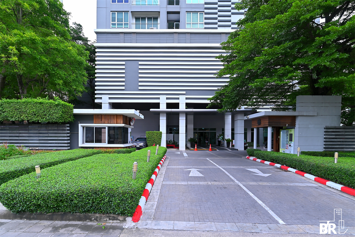 picture Easy Start with a City Dweller Lifestyle Life@Ratchada - Suthisan near MRT Sutthisan Station - 4/9