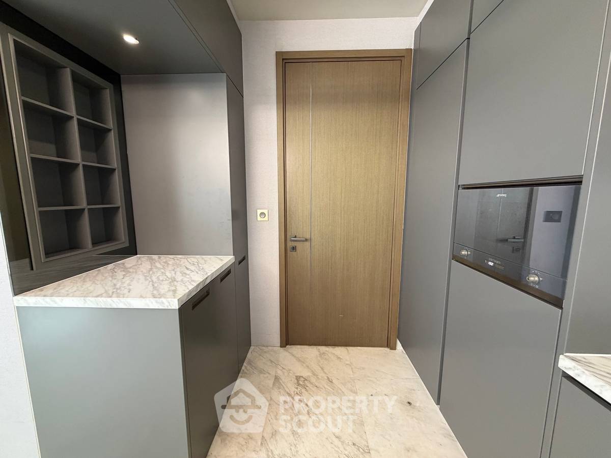 picture Well-Priced 2-BR 125 Sqm Condo At The Monument Thong Lo 📍 (ID 1999773) - 17/36
