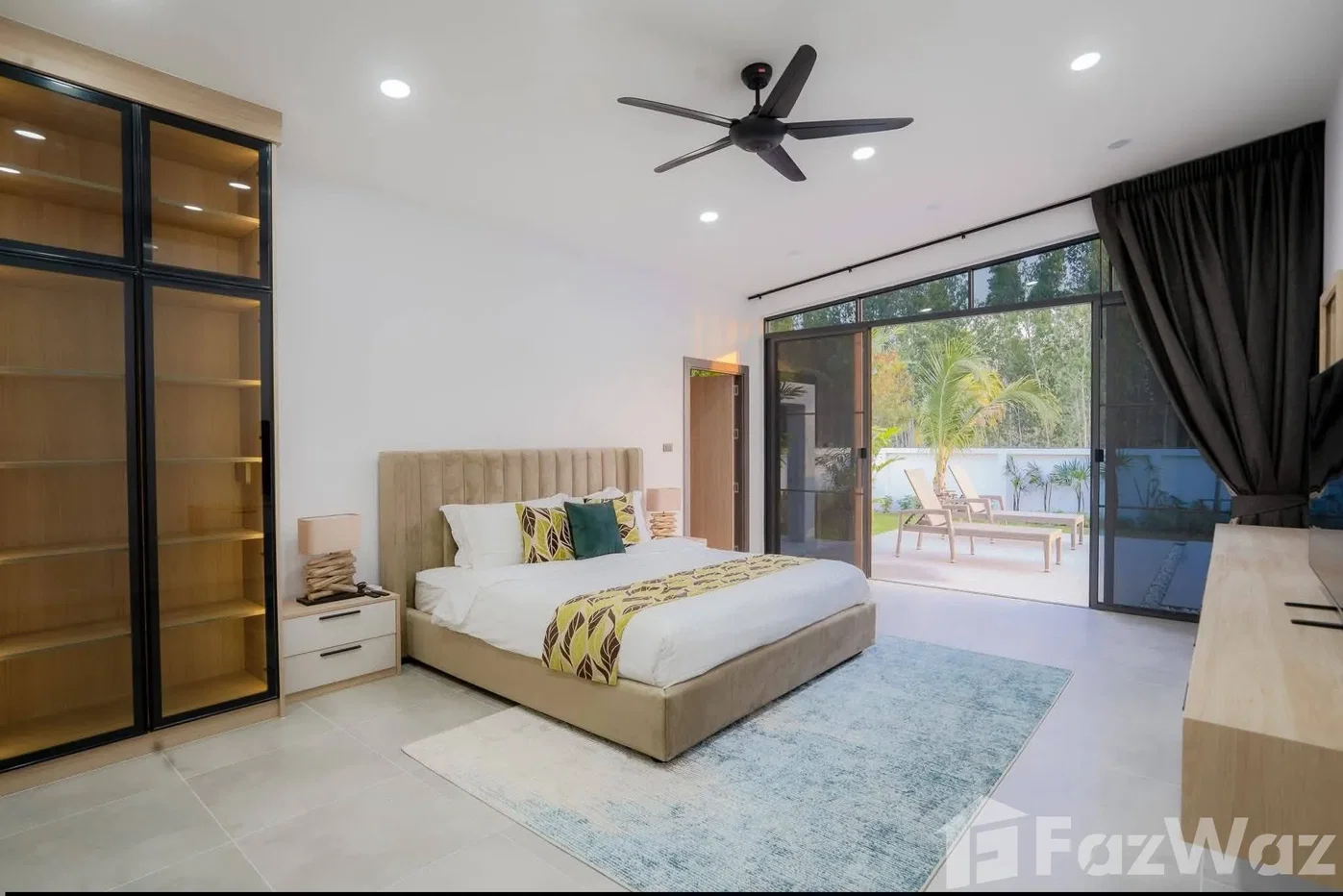 picture Modern House with Pool on large Plot 6452753 - 14/27