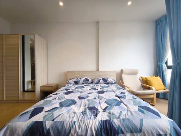 picture Pet-Friendly 1-BR 30 Sqm High-Floor At Maru Ekkamai 2, BTS Ekkamai (ID 2776557) - 3/7