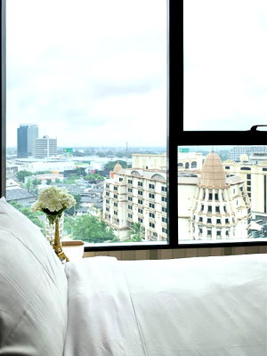 คอนโดให้เช่า : 🏙️✨ FOR RENT: The Lumpini 24 — LUXURY HIGH-FLOOR LIVING IN PRIME SUKHUMVIT!  💰 Rental Price: 23,000 THB/month | 📲 Line ID: @condobkk (with @)  