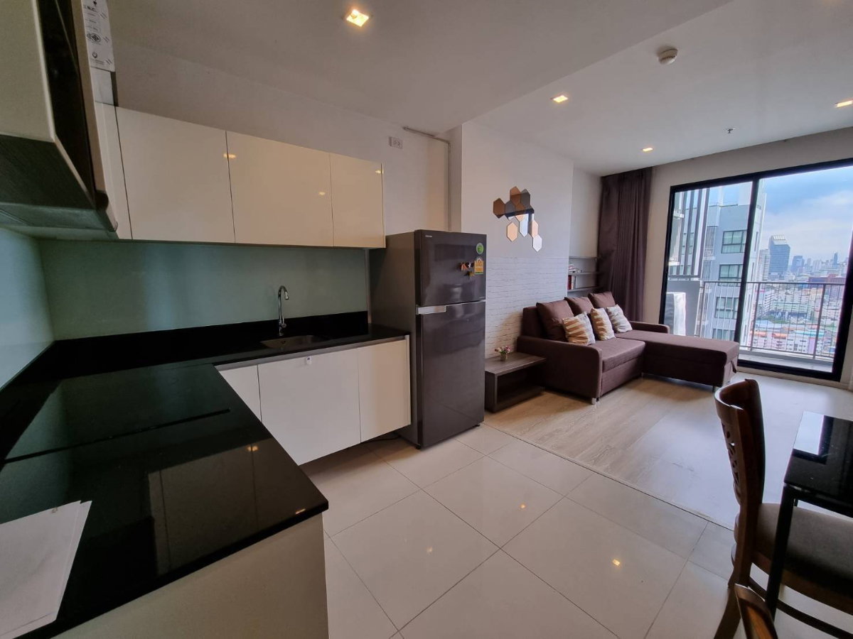 picture Available for rent! Quinn Ratchada17. A Cozy 2 Bedroom with  68sqm. High floor unblocked view. Ready to move in. - 2/18