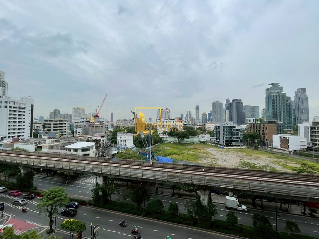 รูป The Crest Sukhumvit 34 | Spacious 2 Bedroom Duplex Condo - BR13423CD - รูปที่ 5/32