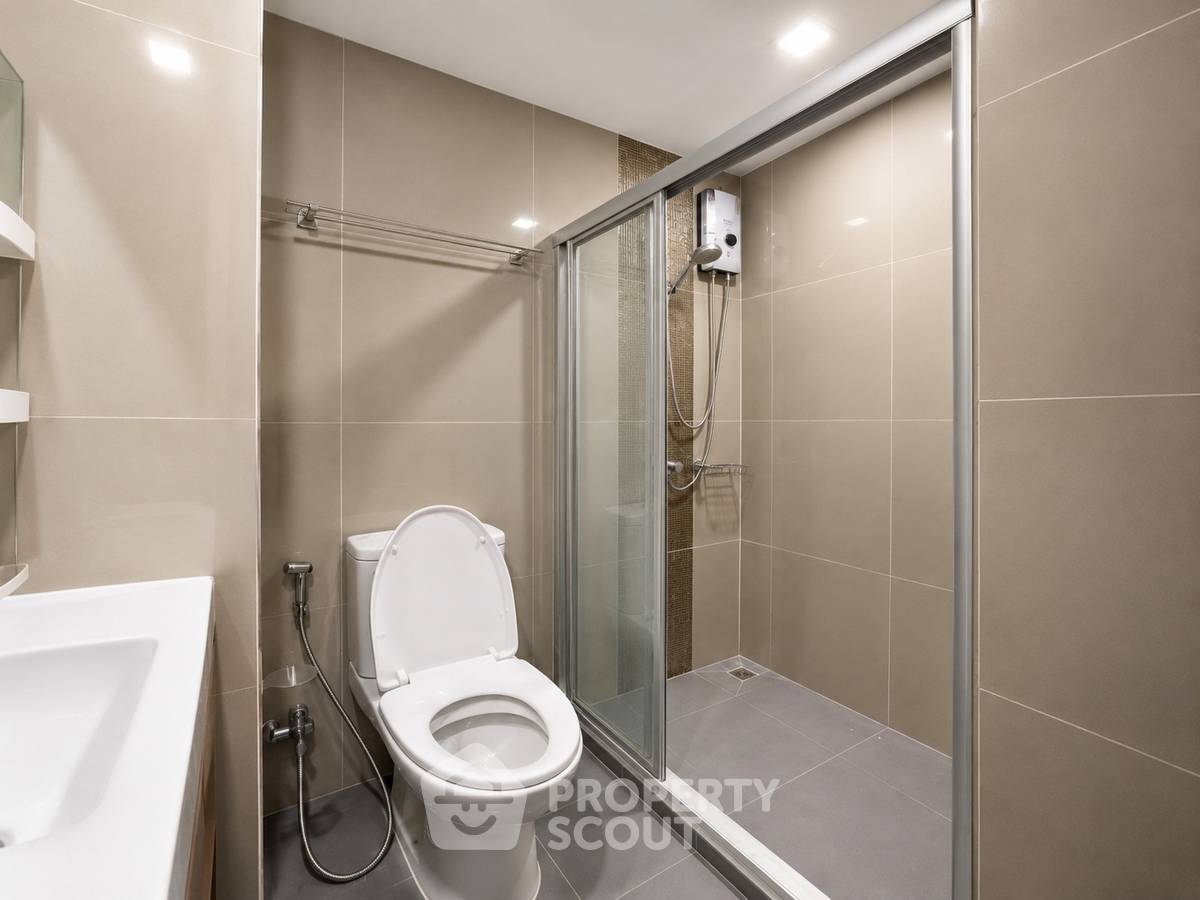 picture Near MRT Phra Ram 9 300m, 1-BR Condo at Ideo Rama 9 Asoke (ID 3126516) - 5/6