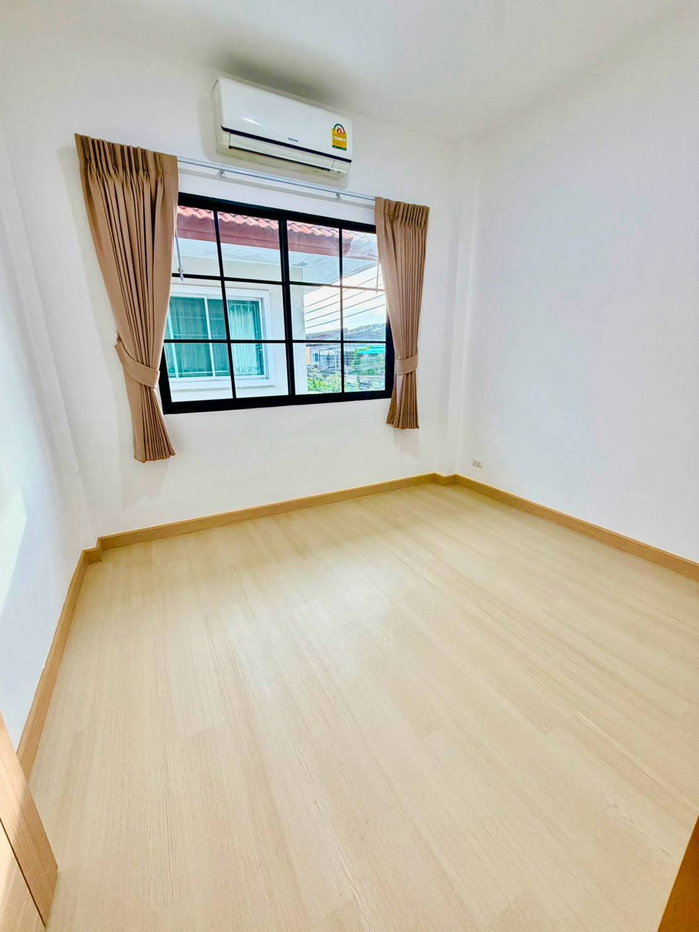 รูป บ้านหลังมุม ทำเลดี ใกล้รถไฟฟ้าสายสีชมพู หมู่บ้านพนาสนธิ์ ถ.นิมิตรใหม่ แขวงมีนบุรี เขตมีนบุรี ใกล้ตลาดมีนบุรี - รูปที่ 15/21