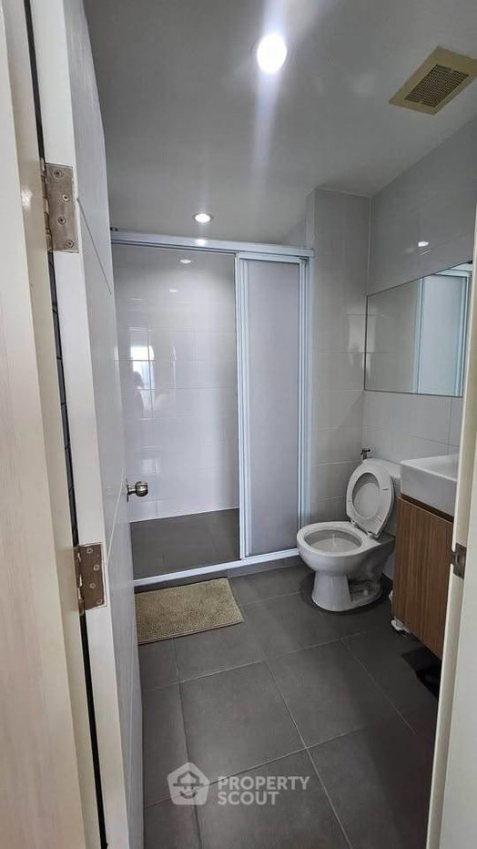 picture High-Floor 1-BR Condo At Aspire Sukhumvit 48, Near BTS Phra Khanong (ID 3142075) - 10/10