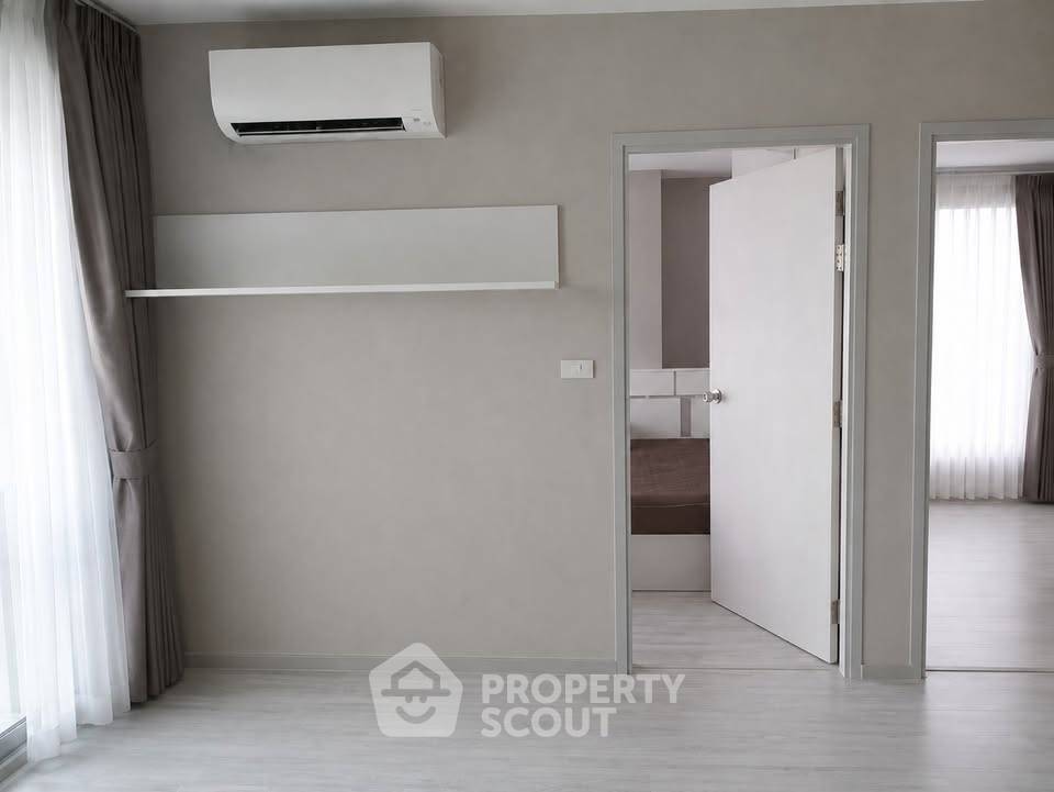 picture 2-BR Condo 48 Sqm Ideo Mobi Grand Interchange, 200m to MRT Tao Poon (ID 3125047) - 2/11