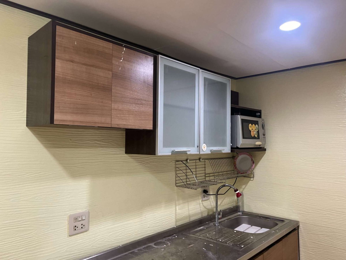 picture Townhome 3 bedrooms with furniture, 3 air conditioners, refrigerator, microwave oven, ready-made kitchen, dining table, work desk. - 13/16