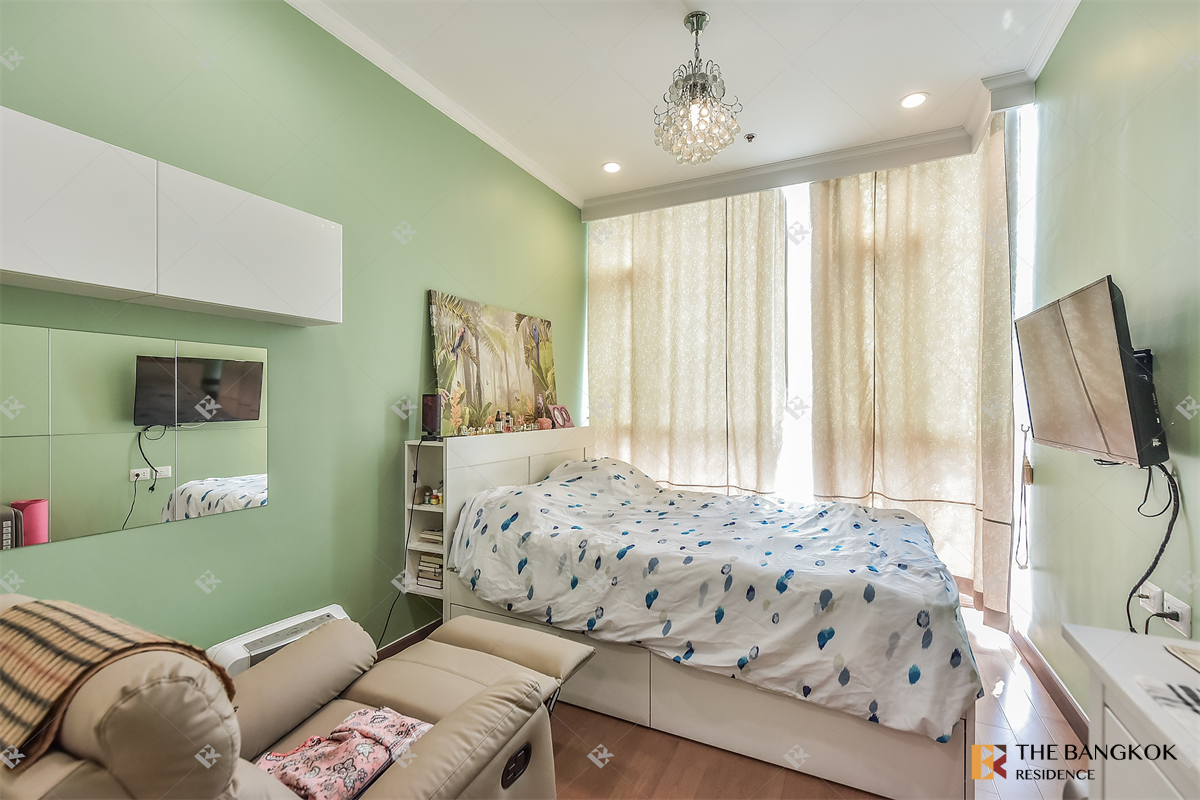 picture Move-in Ready, Just Bring Your Stuff Supalai Elite Surawong - 8/10