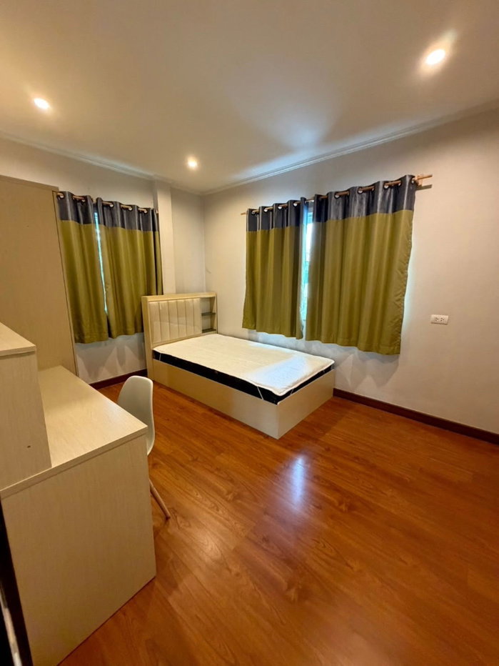 picture 2-Storey Detached House for Rent in a Peaceful Residential Project - 18/21