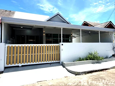 Houses for sale Thalang Phuket : 2-Bedroom Semi-Detached House for Sale in Talang 3.29 MB 6632288