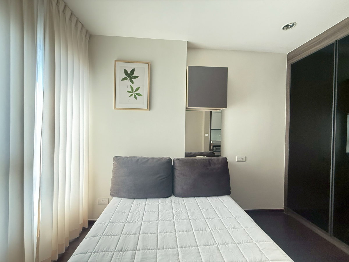 picture For Rent🌿❤️Condo :  C ekkamai  Location： Near BTS ekkamai   Floor : 16  - 3/14