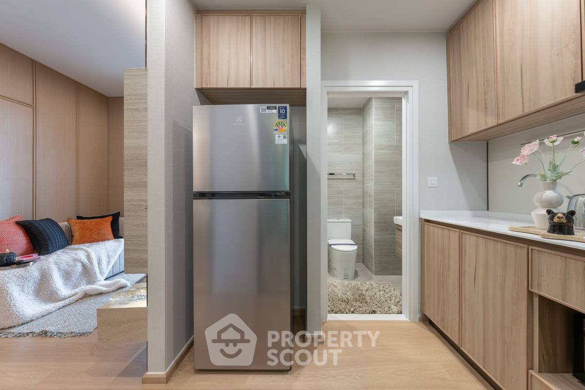 picture 2-BR Condo In Maru Chula, 400m to MRT Hua Lamphong (ID 3141080) - 11/24