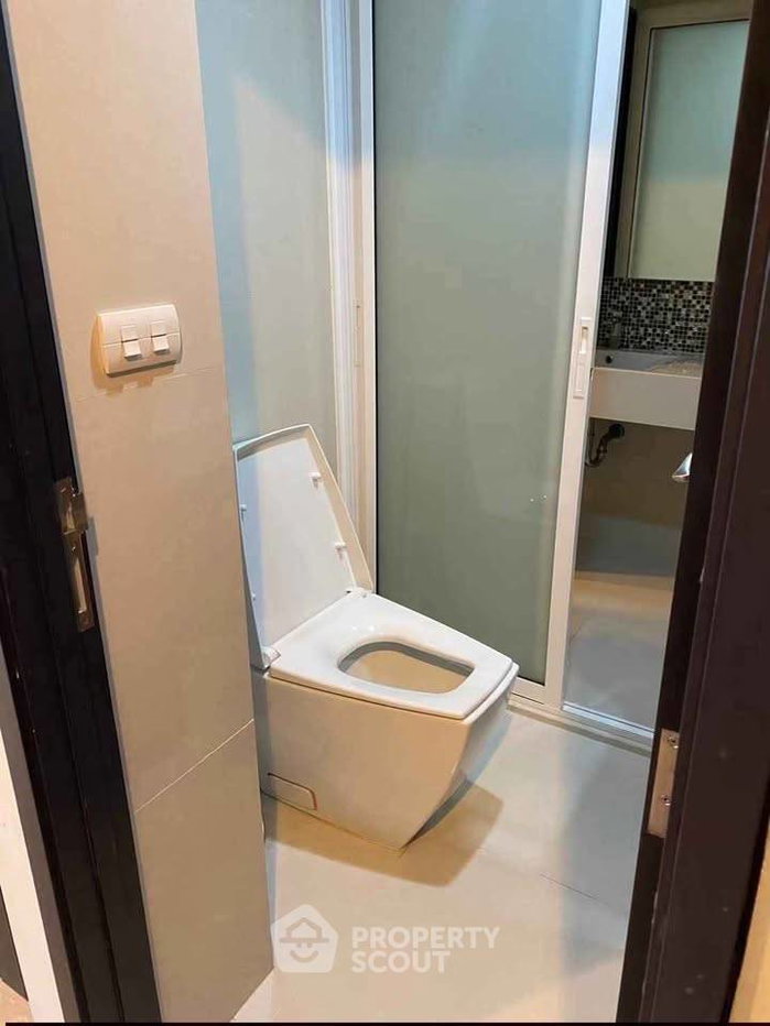 รูป คอนโด 1 ห้องนอน ชั้น 21 ขนาด 35 ตร.ม. Rhythm Sukhumvit 44/1 ใกล้ BTS พระโขนง 70 ม. (ID 2715412) - รูปที่ 11/12