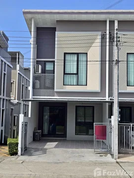 3 Bedroom Townhouse cornor unit for sale at Time Home 62 6633117