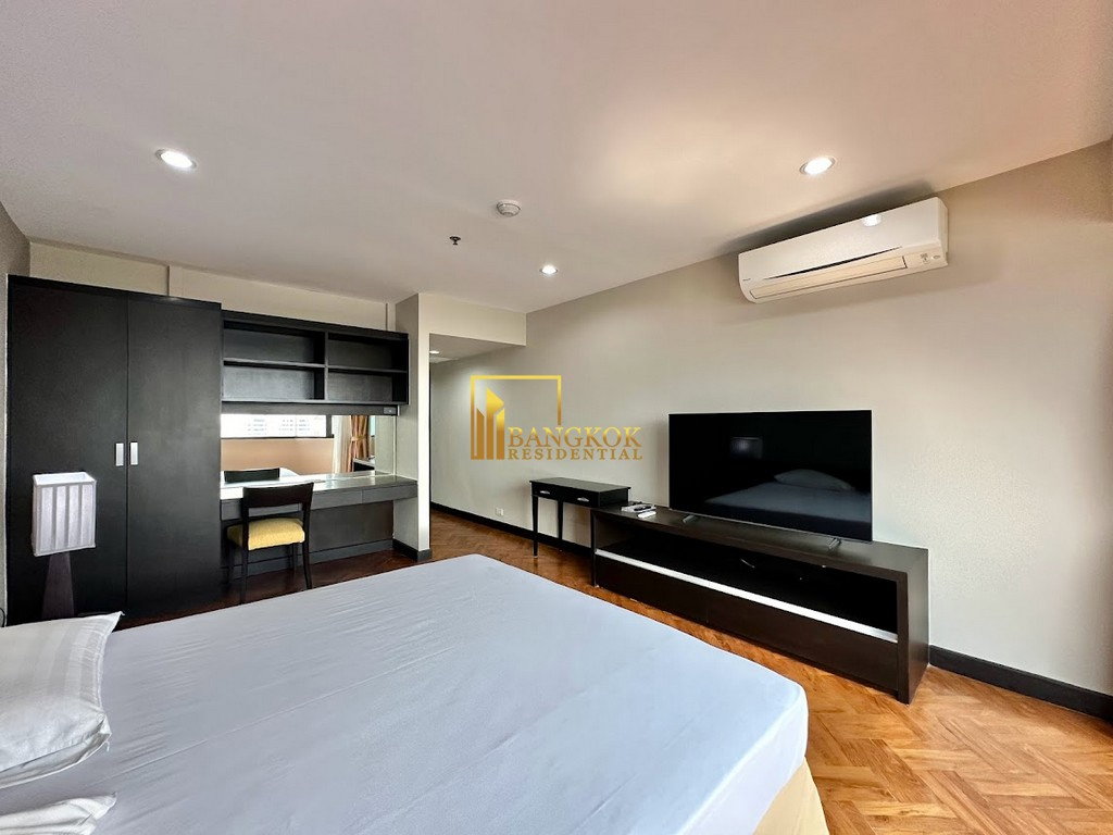 รูป Baan Suanpetch | Renovated 2 Bedroom Condo Near Em District - BR16243CD - รูปที่ 8/30