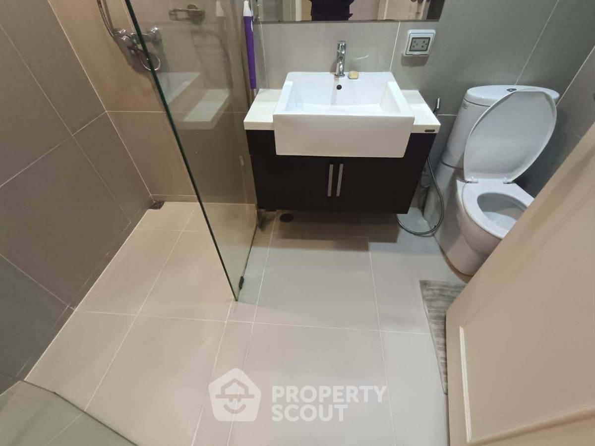 รูป คอนโด 1 ห้องนอน 40 ตร.ม. วิลล่า อโศก ใกล้ MRT เพชรบุรี 200 ม. (ID 3140314) - รูปที่ 14/15