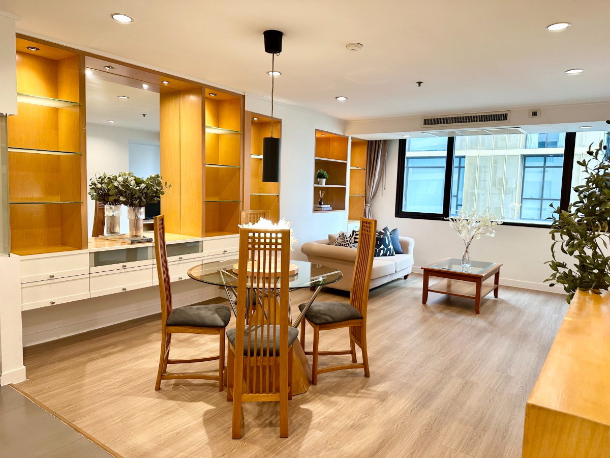 รูป 🔥 The Royal Place 1 ห้องใหญ่ 2 ห้องนอน 84 ตร.ม. ชั้น 17 ใจกลางลุมพินี เพียง 27,000 บาท/เดือน พร้อมเข้าอยู่! 🏙️✨ - รูปที่ 9/15