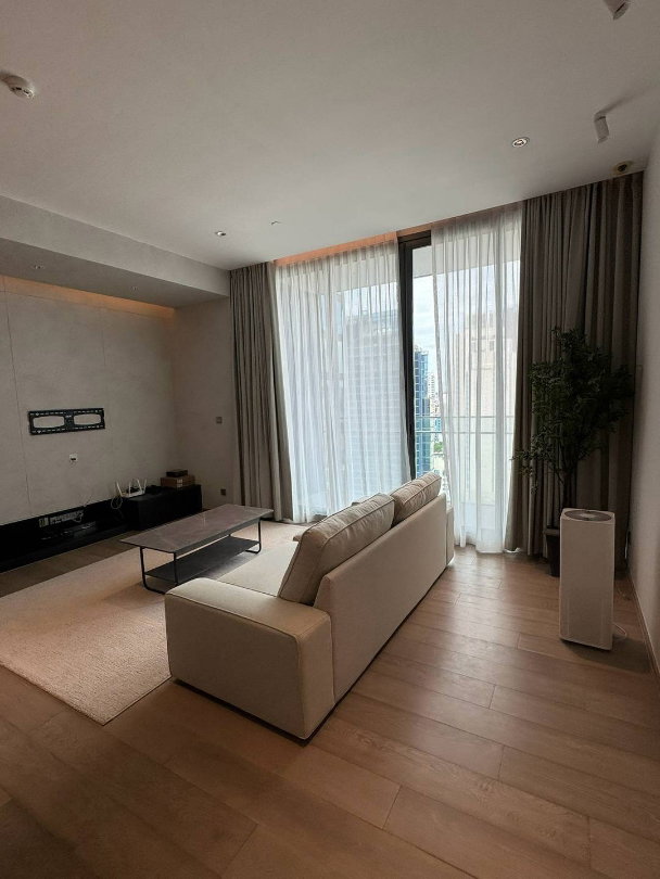 picture For rent Q1 Sukhumvit  Ready to move in - 3/14