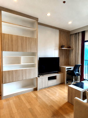Condos for rent : Condo for rent at Noble Reveal (near BTS Ekkamai) Fully furnished. Message via Line for an immediate response!