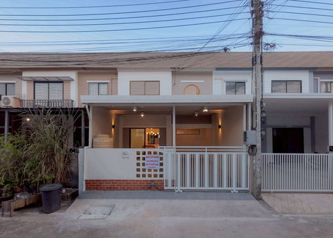 ✨🏡 ขายทาวน์เฮ้าส์รีโนเวทใหม่ – หมู่บ้านพฤกษา 54 เฟส 1 ✨