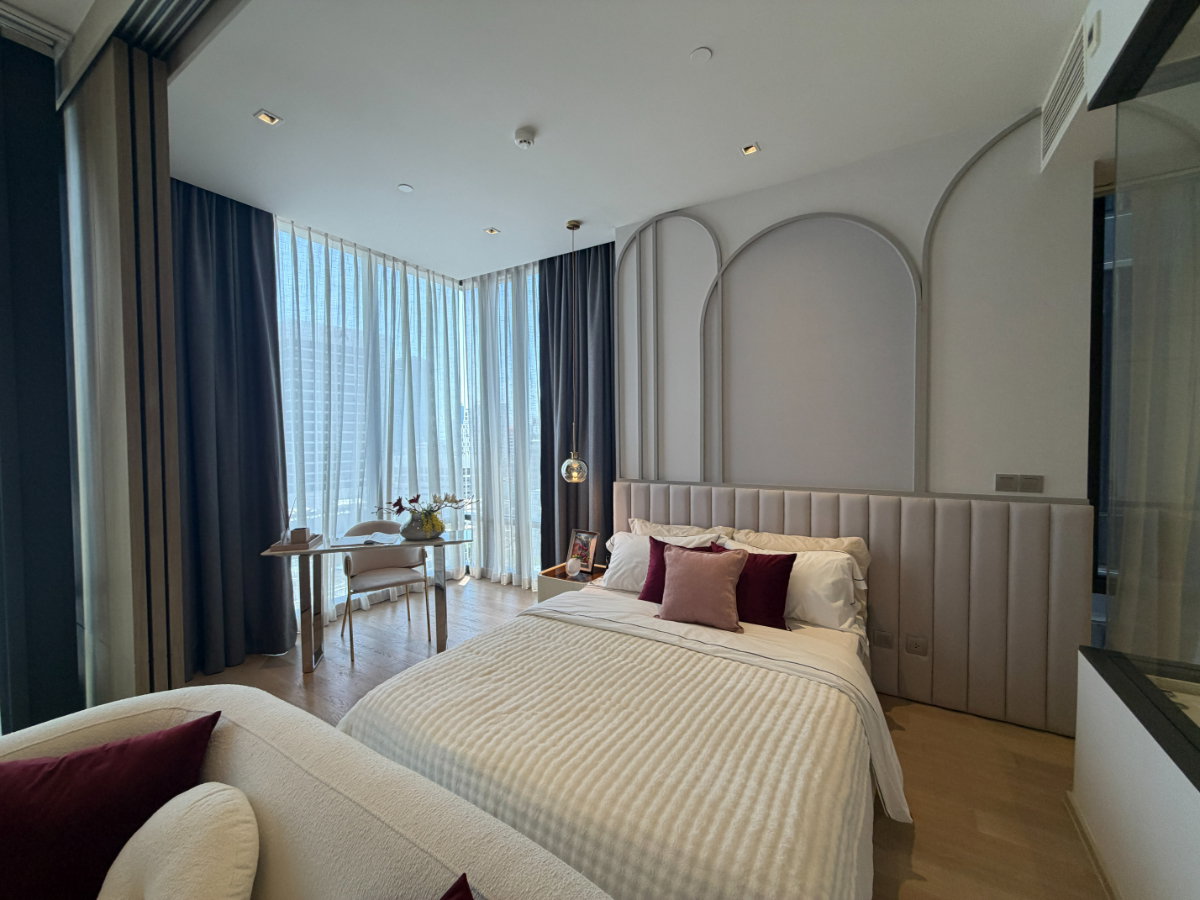 picture Ashton Silom 1 bedroom before closing the project, fully furnished, square meters, 166,000 only. - 1/9