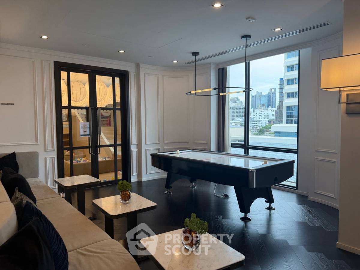 picture 1-BR Condo For Sale At Muniq Langsuan, Near BTS Ratchadamri (ID 2468396) - 17/17