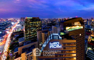 Condos for sale : 2-BR 61 Sqm Condo At Ideo Mobi Asoke, 200m to MRT Phetchaburi (ID 3141272)