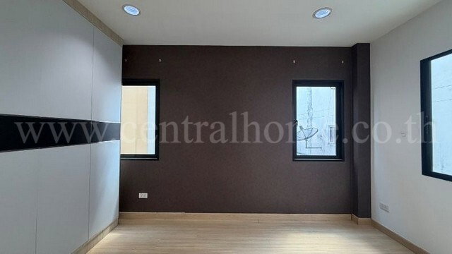 รูป ทาวน์โฮม 3 ชั้น เดอะ ซิมโฟนี่ นวมินทร์ 163 บ้านตัวอย่าง - รูปที่ 19/39