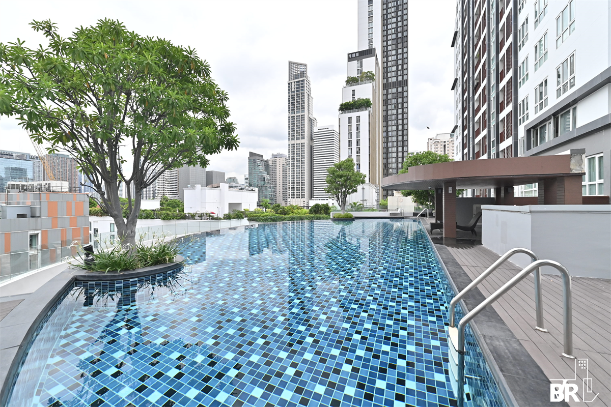 picture Easy Travel, Fully Utilized Space 15 Sukhumvit Residences near BTS Nana - 8/9