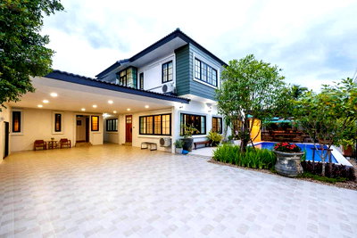 ขายบ้านเดี่ยว : 🏡✨ ขาย Pool Villa 2 ชั้น รีโนเวทใหม่ทั้งหลัง พร้อมพื้นที่กว้างขวาง  #C8MG100758