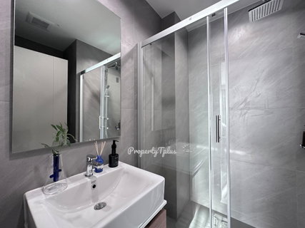 IDEO Sukhumvit rama4 1 bedroom, large size near BTS.