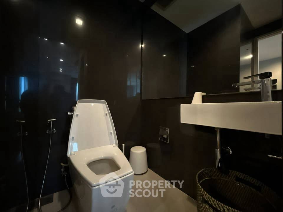 picture High-Floor 1-BR 45 Sqm Rhythm Sukhumvit 50, 200m to BTS On Nut (ID 2704910) - 12/12