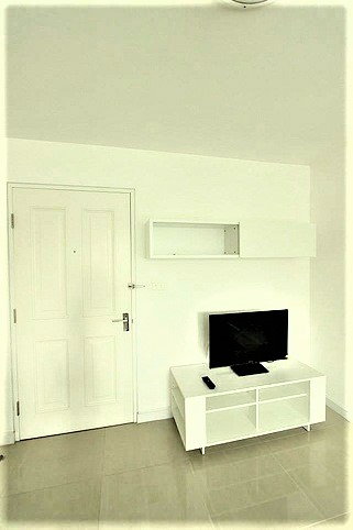 รูป ให้เช่าด่วน คอนโด เจ้าของรีบปล่อย Condo One Thonglor (คอนโด วัน ทองหล่อ) ราคา 14,900 บาท ขนาด 30 ตร.ม. ชั้น 3 วิวสระว่ายน้ำ - รูปที่ 2/7